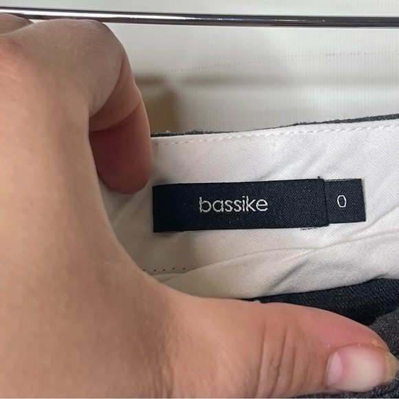 Bassike grey wool pleated front unique design tapered zip ankle leg pants sz 0 - Picture 3 of 14